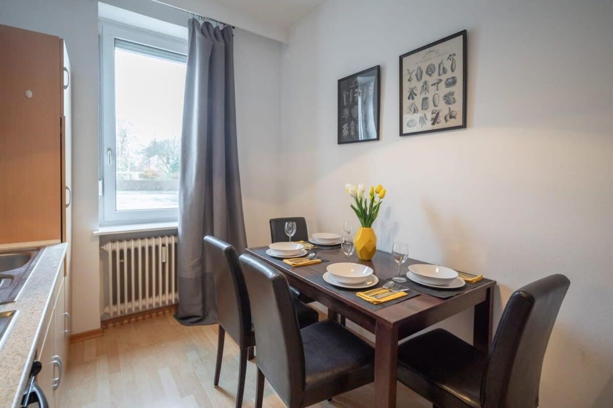 המבורג Beautiful 2 Bedroom Apartment Incl Parking מראה חיצוני תמונה